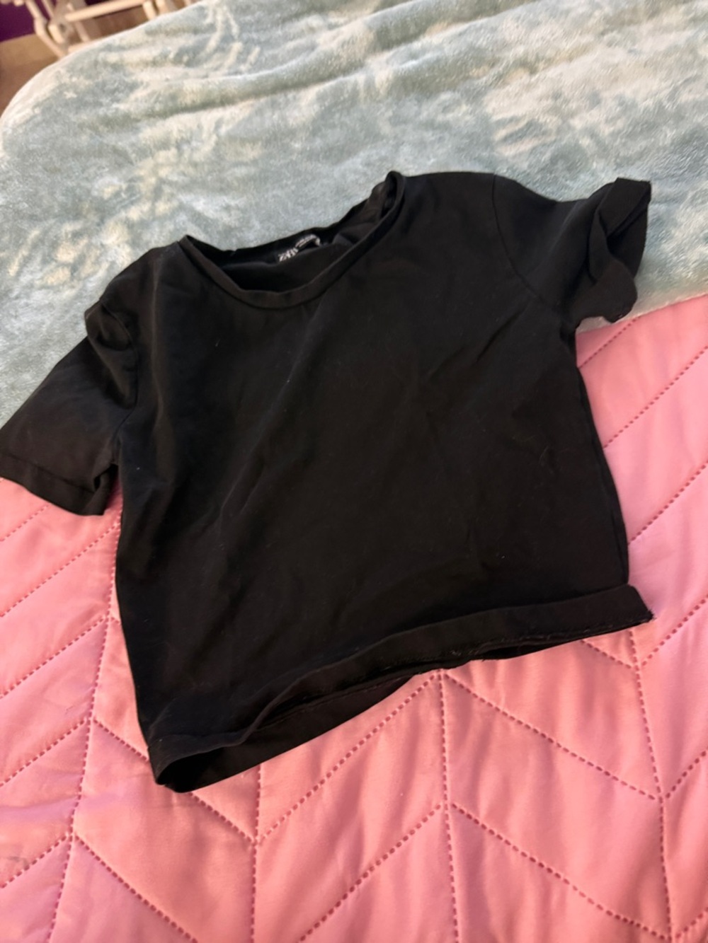 Zara Black Short-Sleeve Cropped Tee